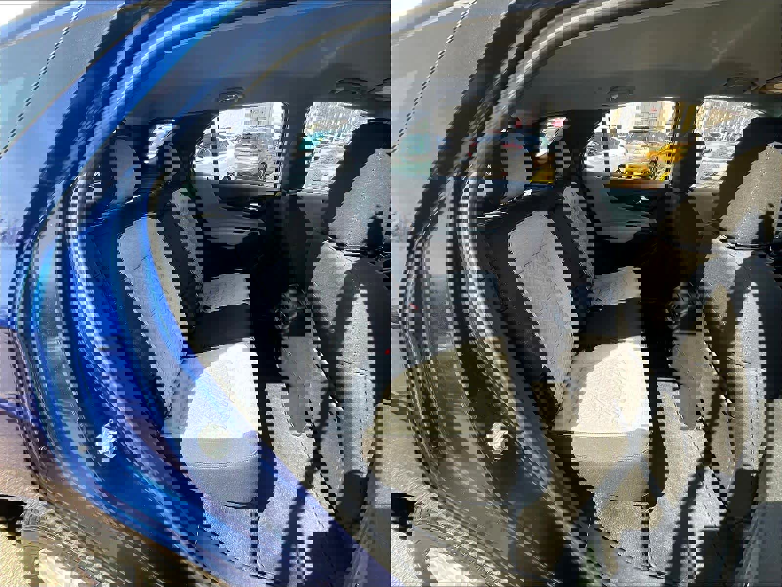 Used 2023 Chevrolet Equinox LS image 16