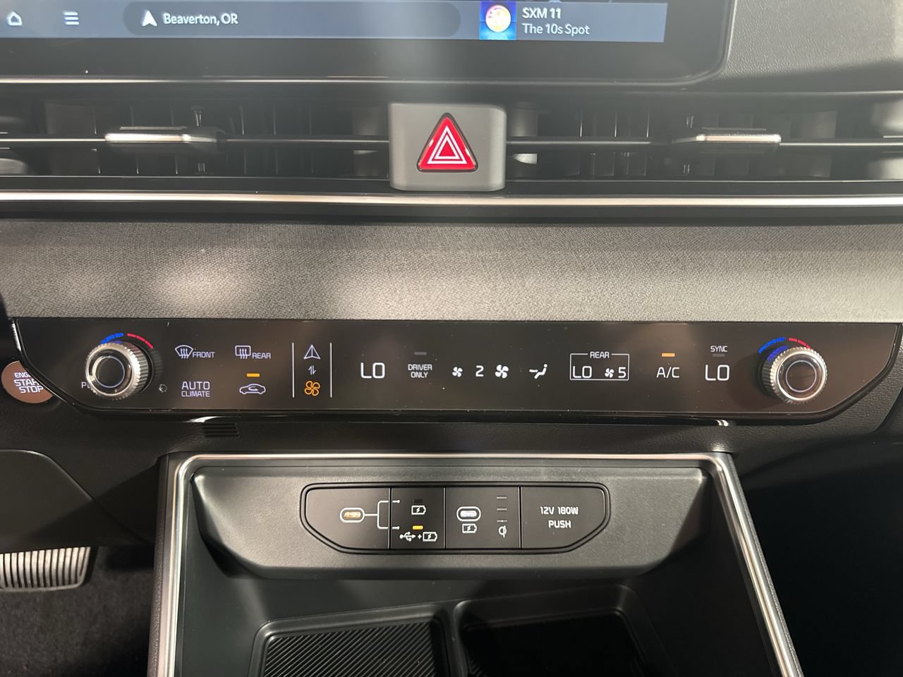 New 2026 Kia Carnival EX FWD image 24