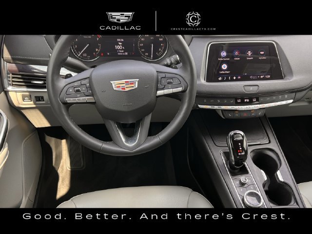 Used 2022 Cadillac XT4 Luxury w/ Cold Weather Package AWD/4WD image 15