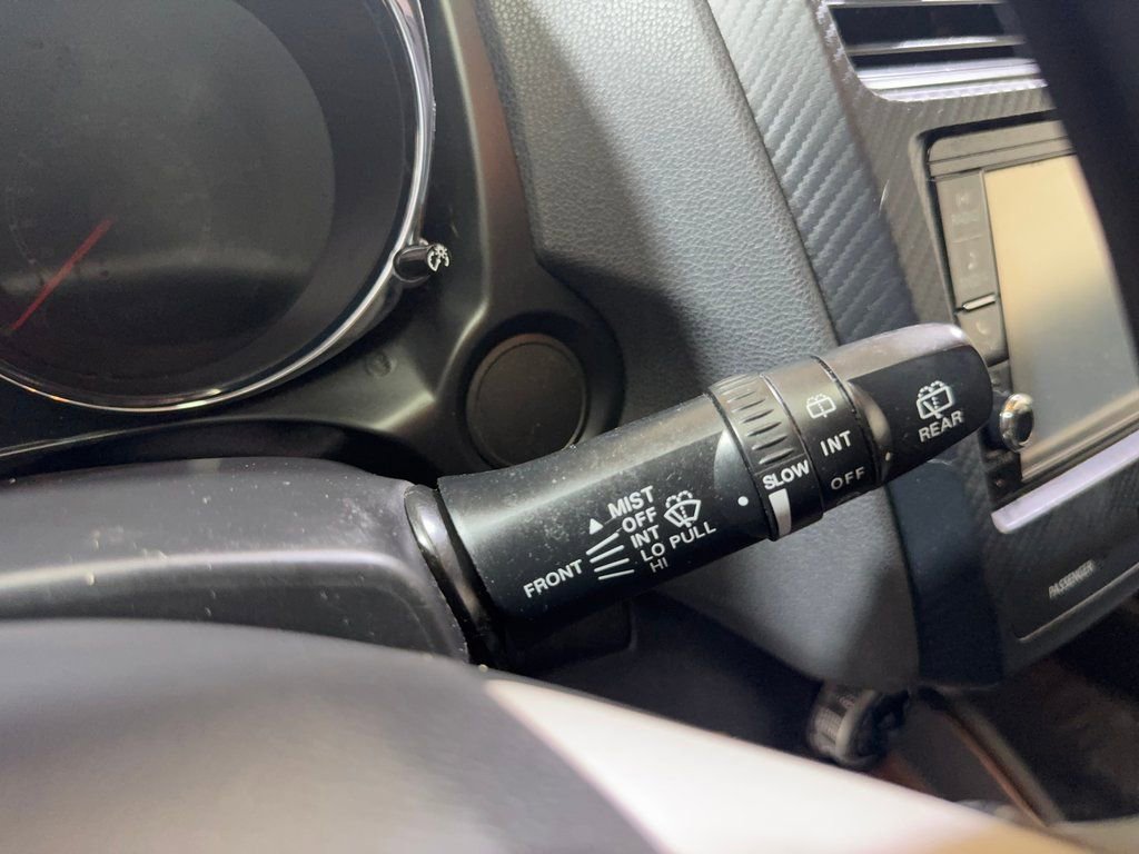 Used 2020 Mitsubishi Outlander Sport 2.0 ES image 26