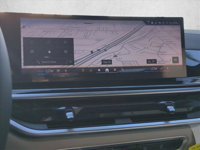 New 2026 BMW ALPINA XB7 AWD/4WD image 14