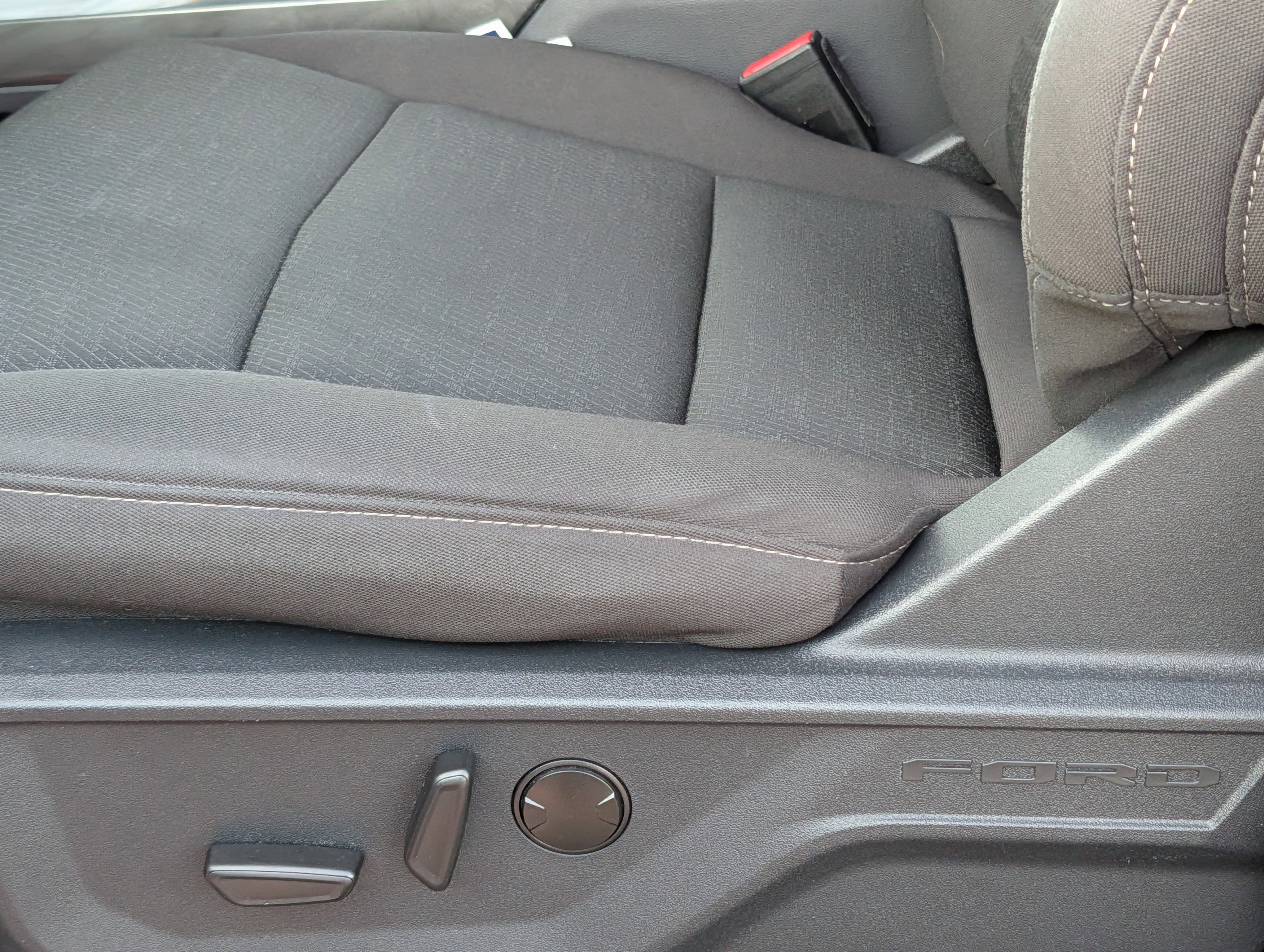 Used 2023 Ford F150 XLT w/ Equipment Group 302A High image 12