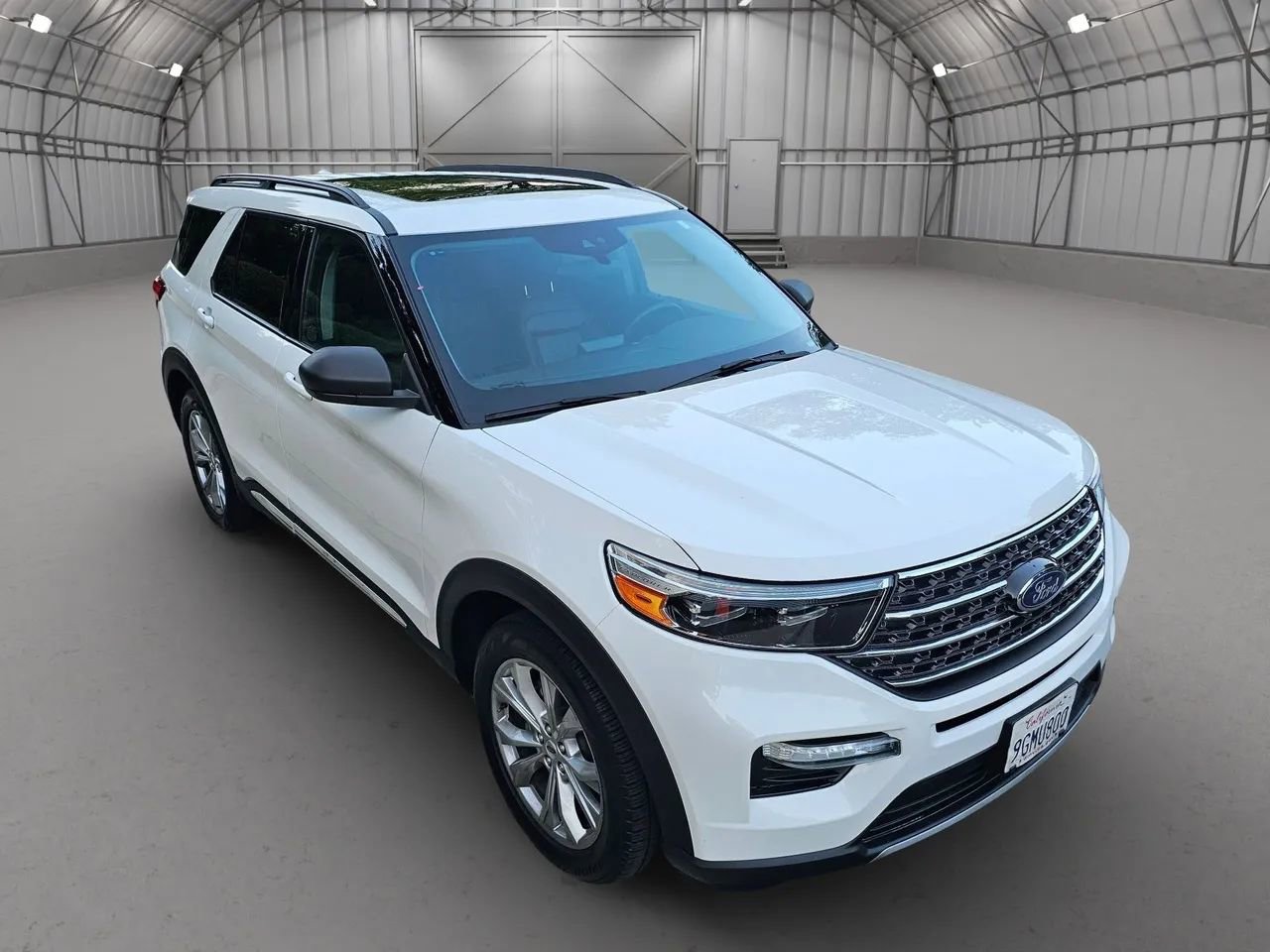 Used 2023 Ford Explorer XLT w/ Equipment Group 202A image 14