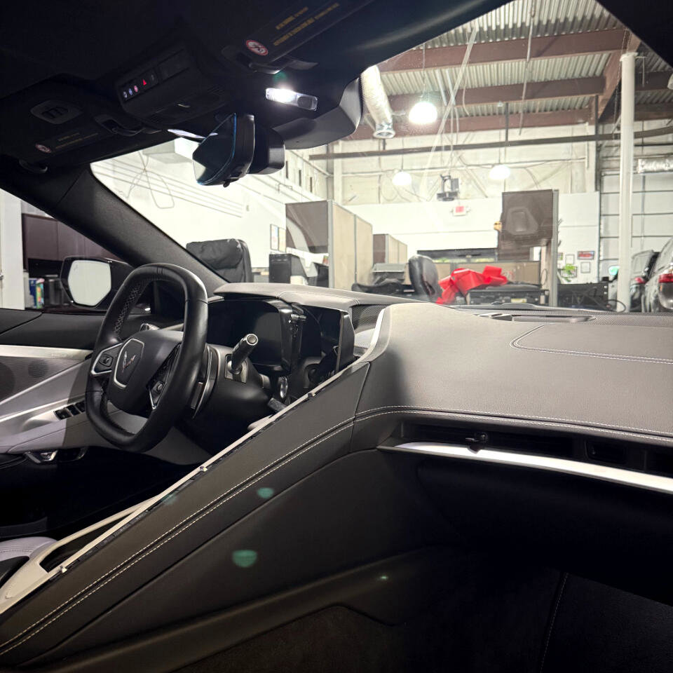 Used 2022 Chevrolet Corvette Stingray Preferred Conv w/ Z51 Performance Package RWD image 29