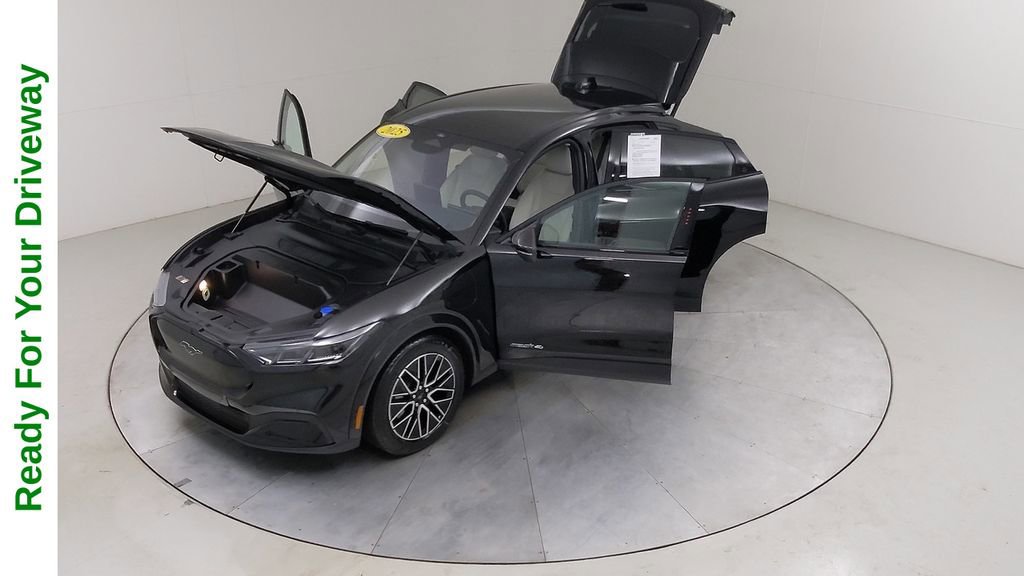 Certified 2025 Ford Mustang Mach-E Premium image 53