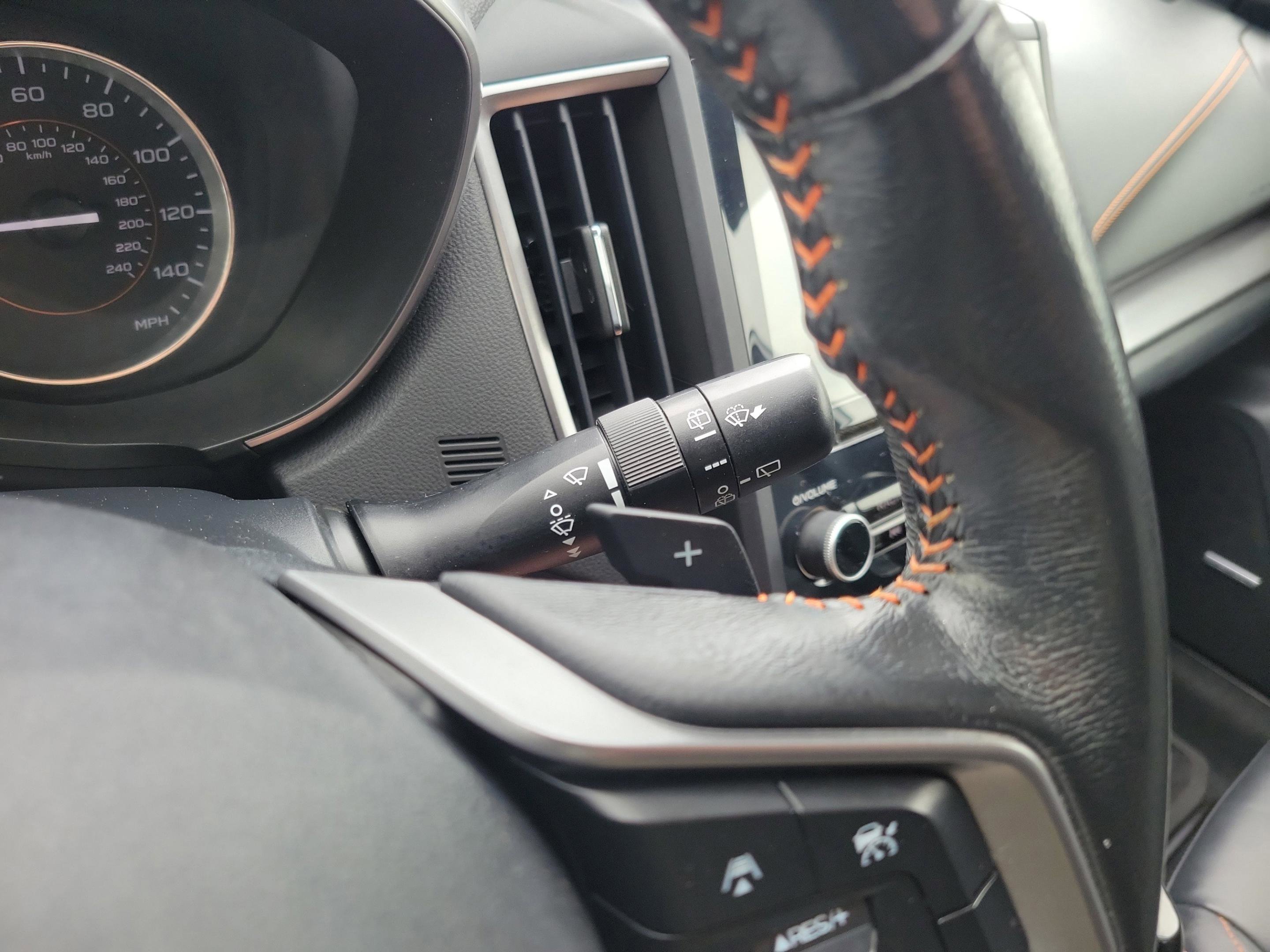 Used 2020 Subaru Crosstrek 2.0i Limited w/ Moonroof Package w/Navigation AWD/4WD image 23