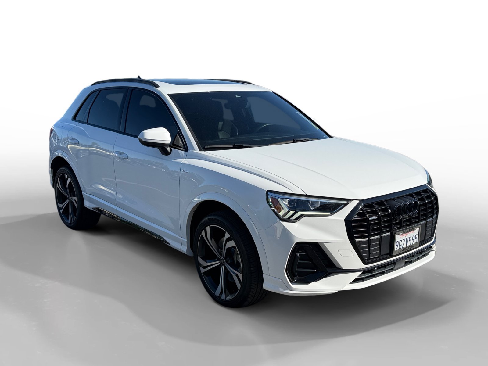 Used 2023 Audi Q3 2.0T Premium Plus w/ Premium Plus Package AWD/4WD image 7