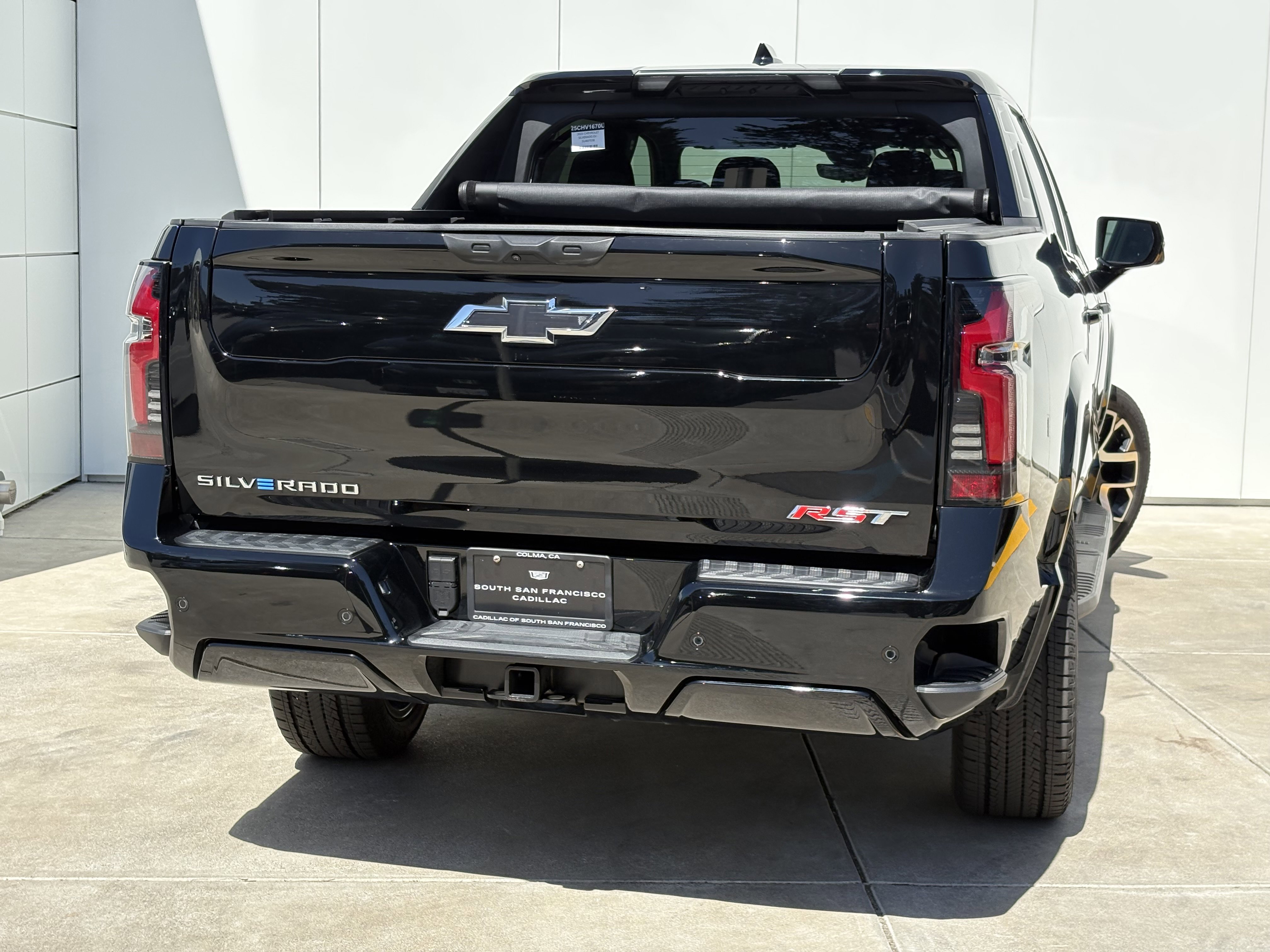 Used 2025 Chevrolet Silverado EV RST AWD/4WD image 6