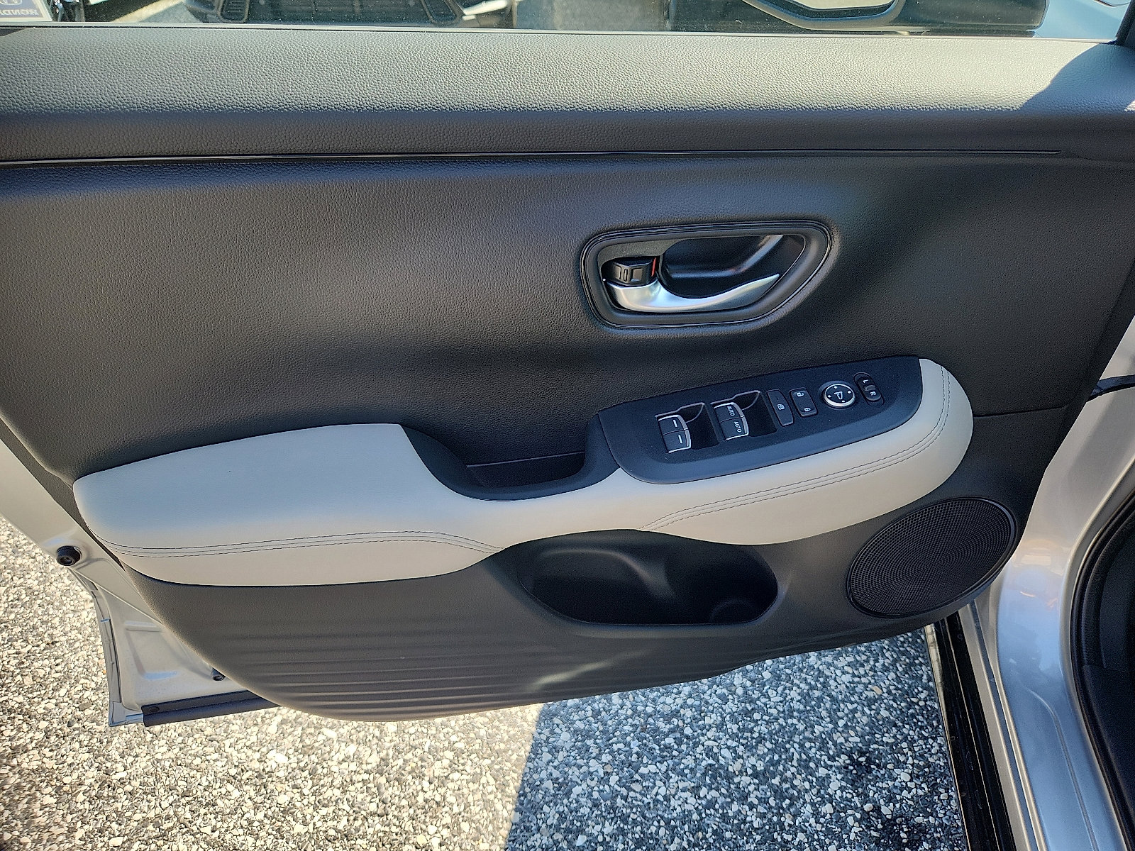 New 2026 Honda HR-V EX-L image 8