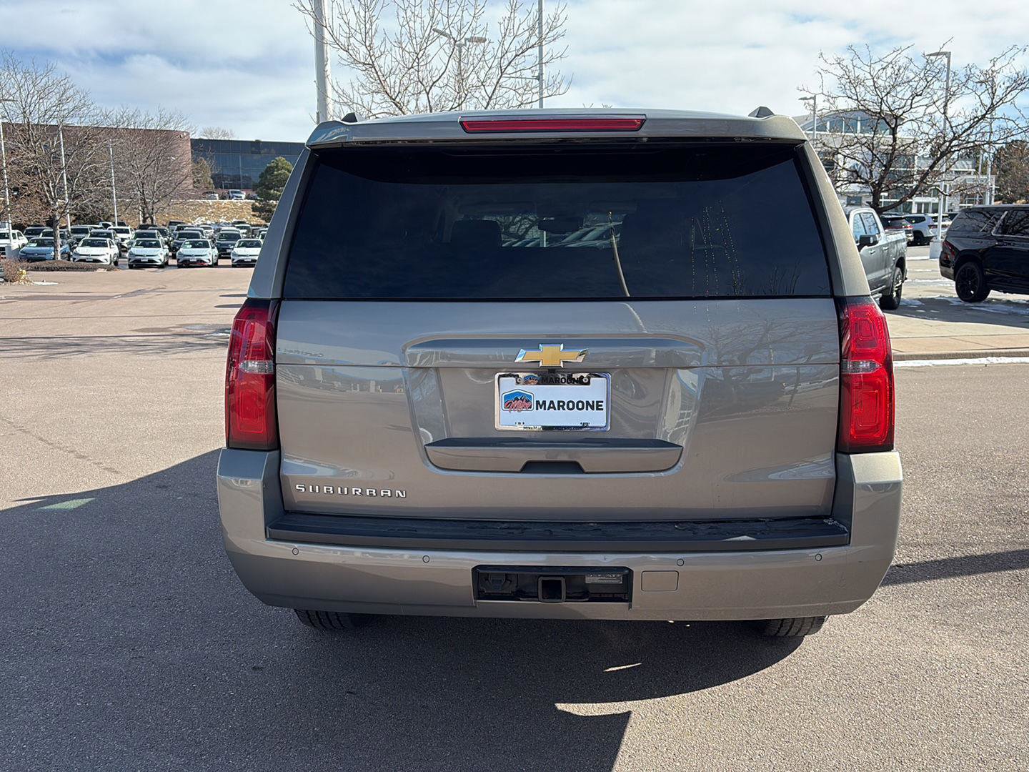 Used 2018 Chevrolet Suburban LT w/ Luxury Package image 5
