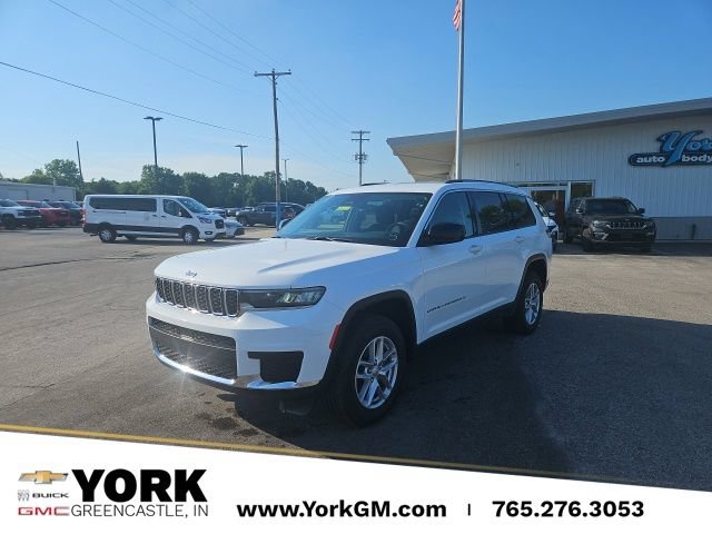 Used 2024 Jeep Grand Cherokee L Laredo AWD/4WD image 1