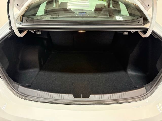 Used 2024 Chevrolet Malibu LS image 10