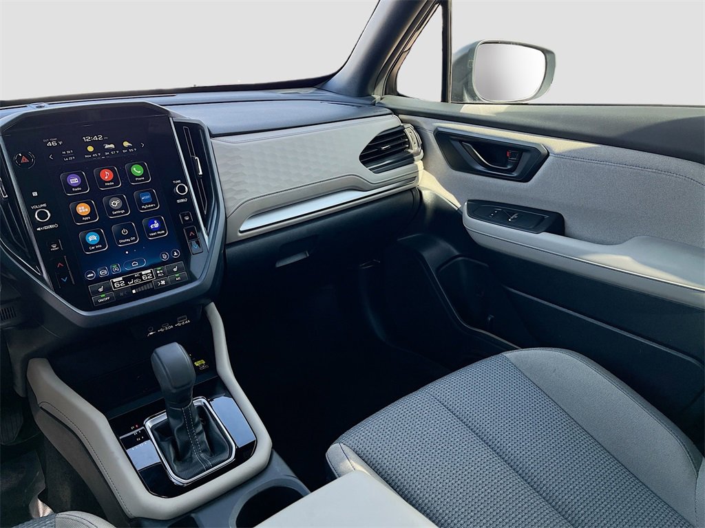 Used 2025 Subaru Forester Premium image 22