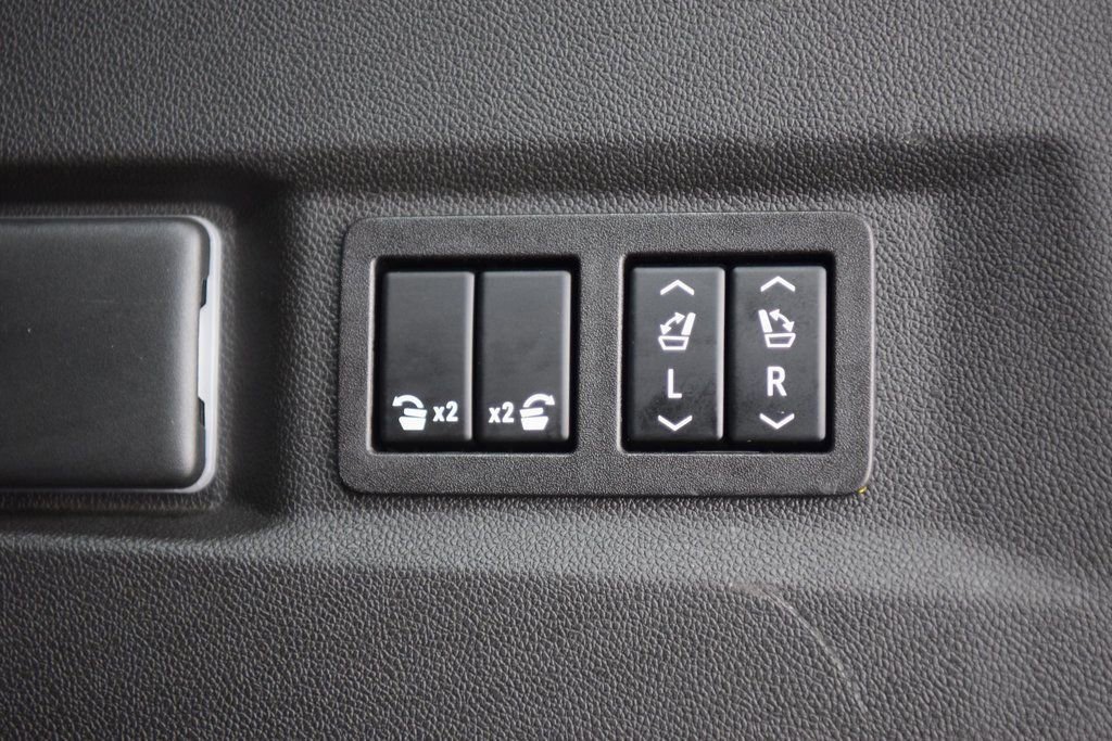 Used 2023 Chevrolet Tahoe Premier image 20