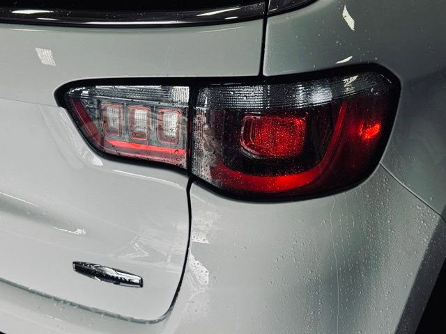 Used 2022 Jeep Compass Latitude w/ Convenience Group image 7