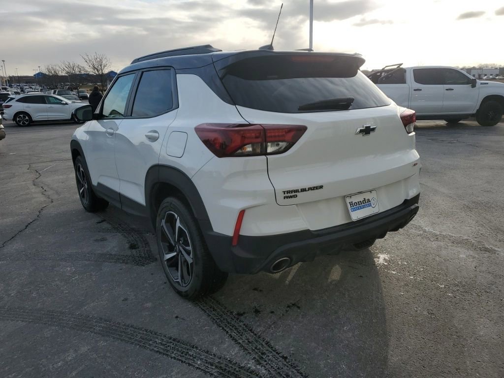 Used 2023 Chevrolet TrailBlazer RS w/ Sun and Liftgate Package image 5