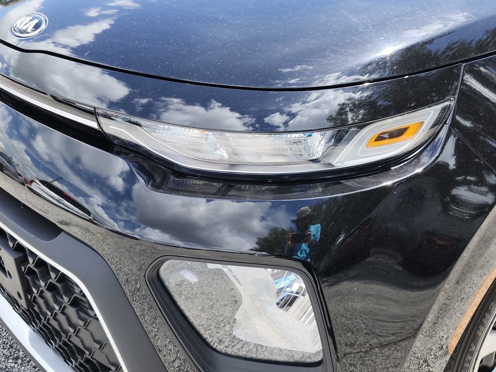 Certified 2021 Kia Soul LX FWD image 8