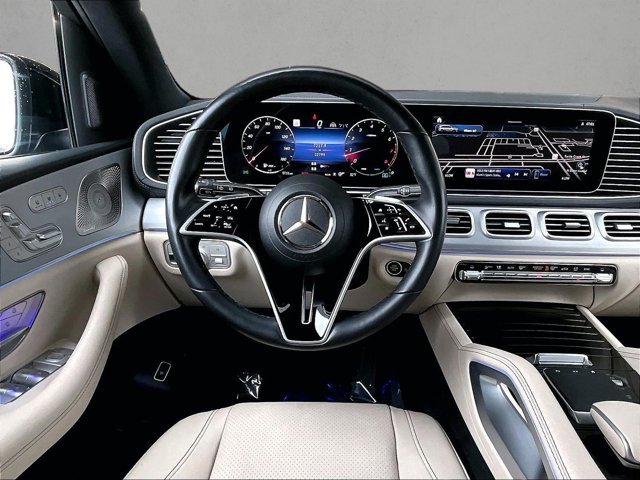 Certified 2025 Mercedes-Benz GLS 450 4MATIC image 7