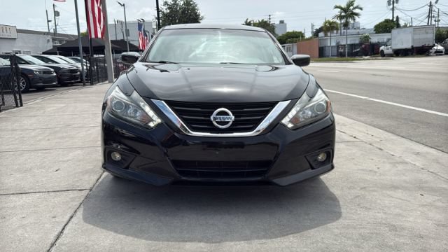Used 2017 Nissan Altima 3.5 SR FWD image 17