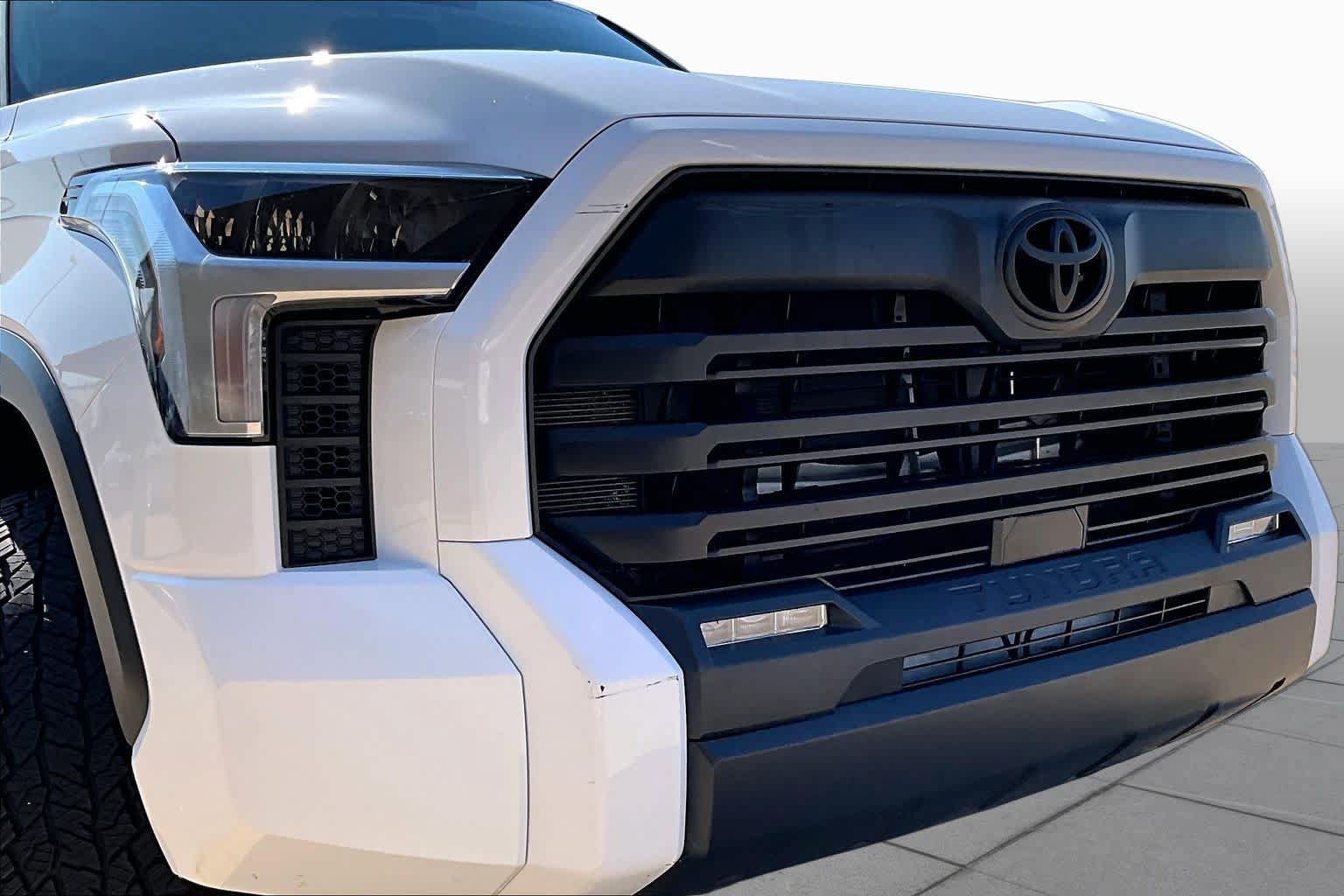 Used 2023 Toyota Tundra SR5 AWD/4WD image 28