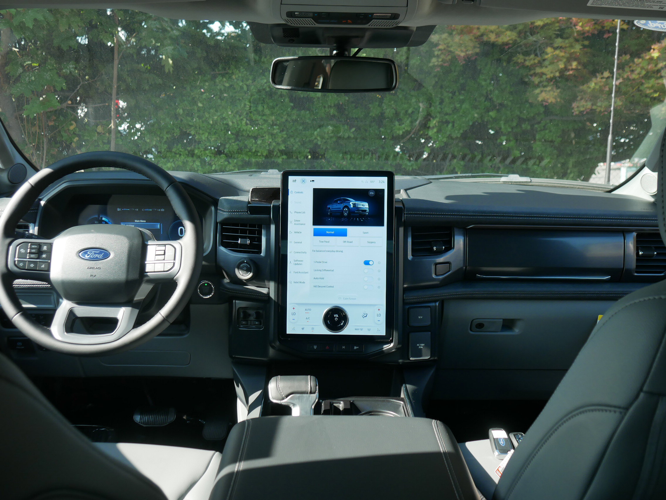 New 2025 Ford F150 Lightning Flash image 9