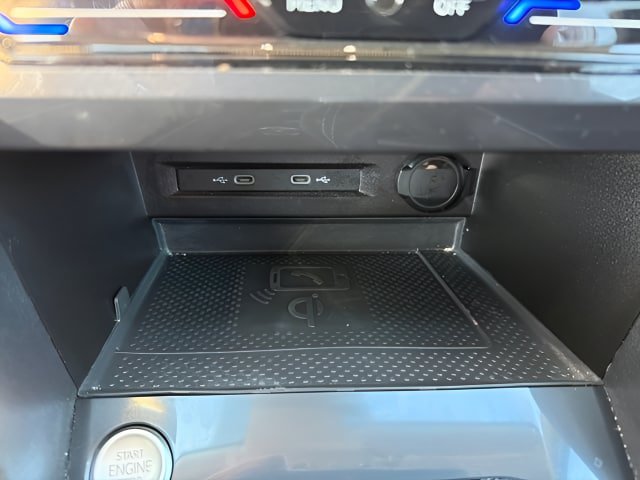 Certified 2022 Volkswagen Tiguan SE AWD/4WD image 18