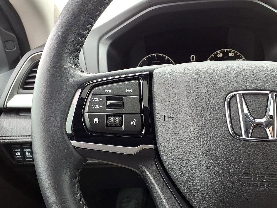 Used 2025 Honda Odyssey EX-L image 34