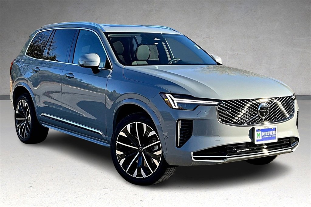 New 2026 Volvo XC90 B6 Plus w/ Protection Package Premier image 2