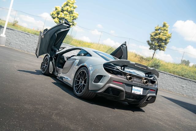 Used 2016 McLaren 675LT Coupe RWD image 33