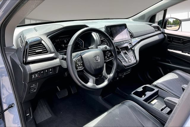 Used 2023 Honda Odyssey Elite image 17