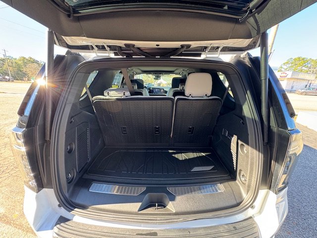 Used 2025 Chevrolet Tahoe Premier image 16