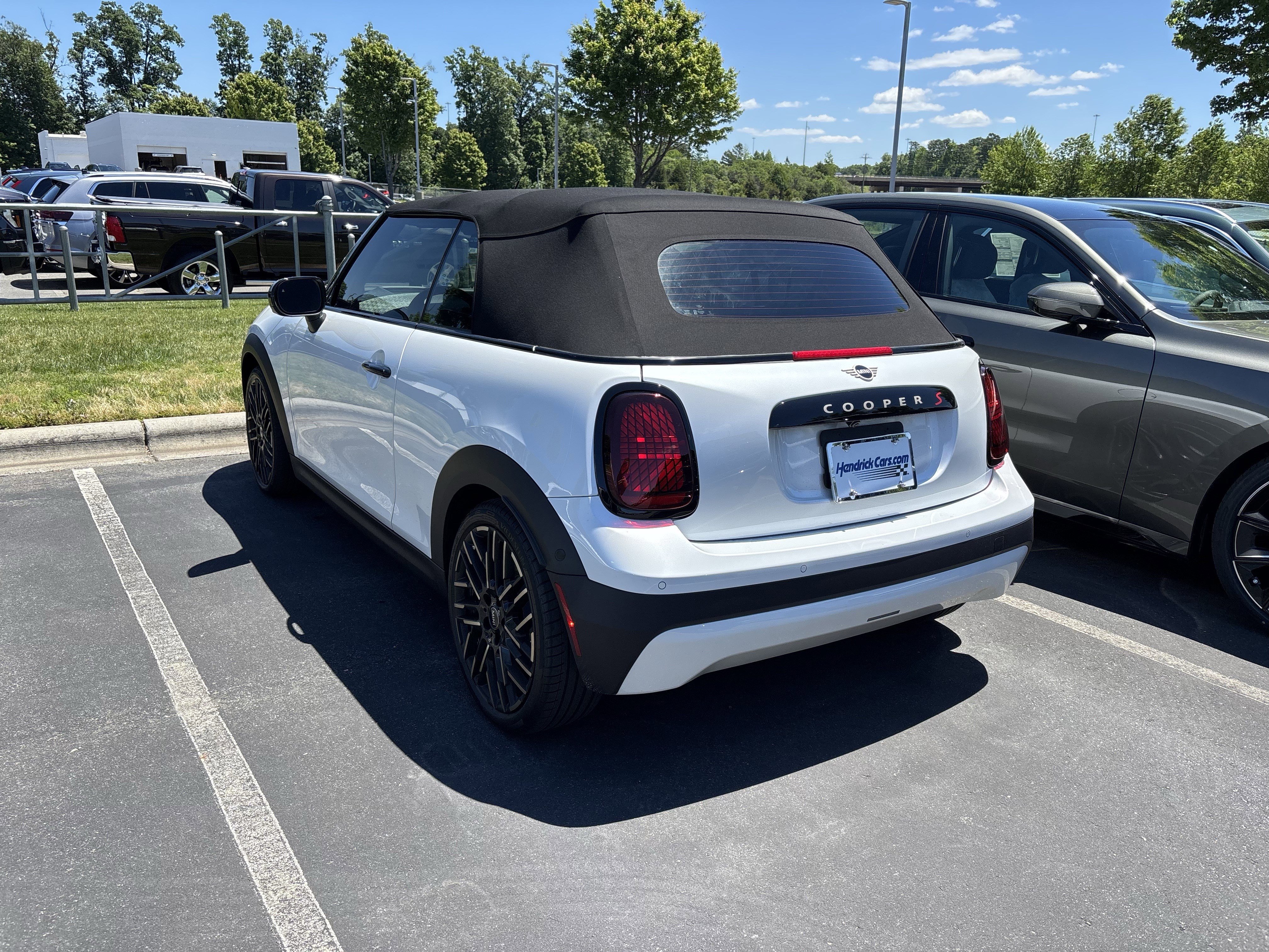 Used 2026 MINI Cooper S FWD image 19