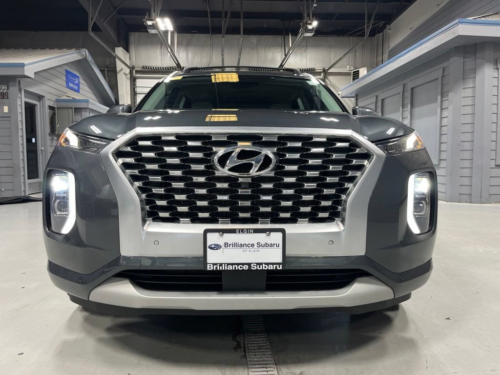Used 2022 Hyundai Palisade Limited w/ Cargo Package AWD/4WD image 2