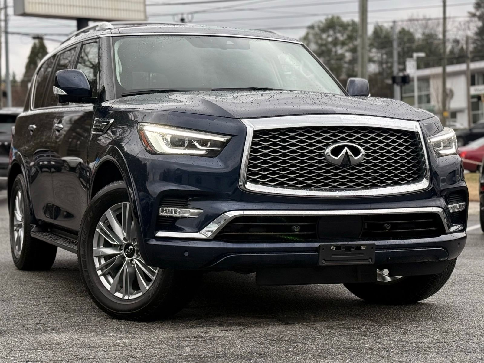 Used 2021 INFINITI QX80 Luxe image 6