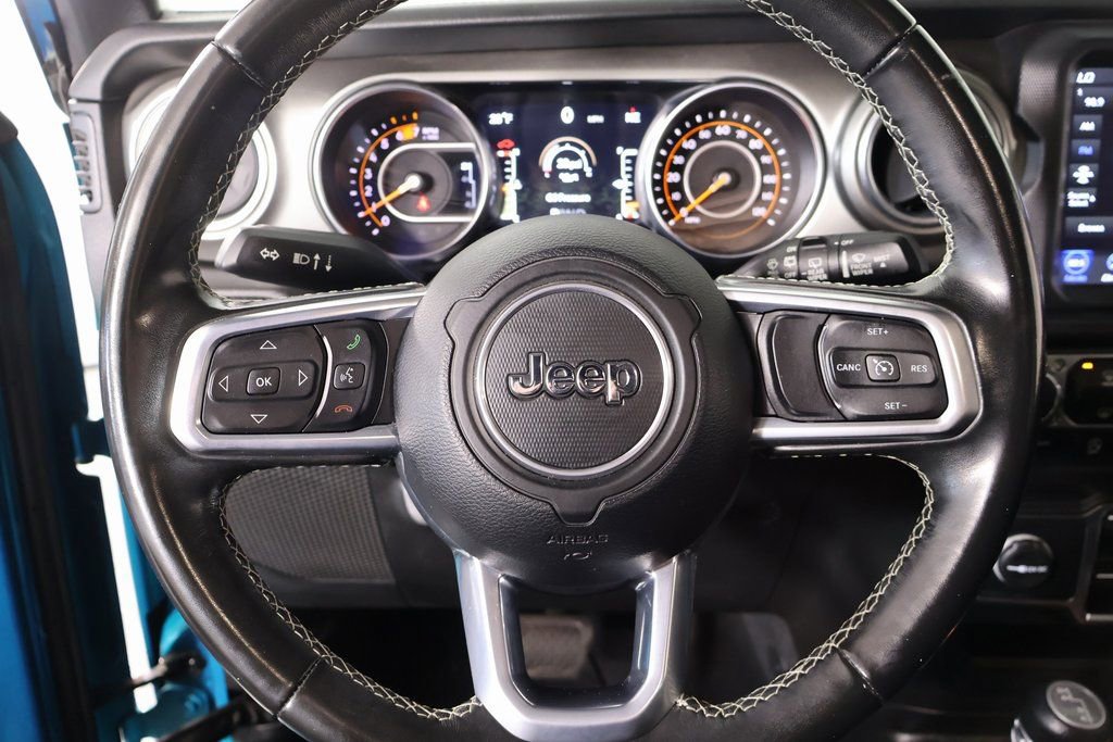 Used 2019 Jeep Wrangler Unlimited Sahara image 3