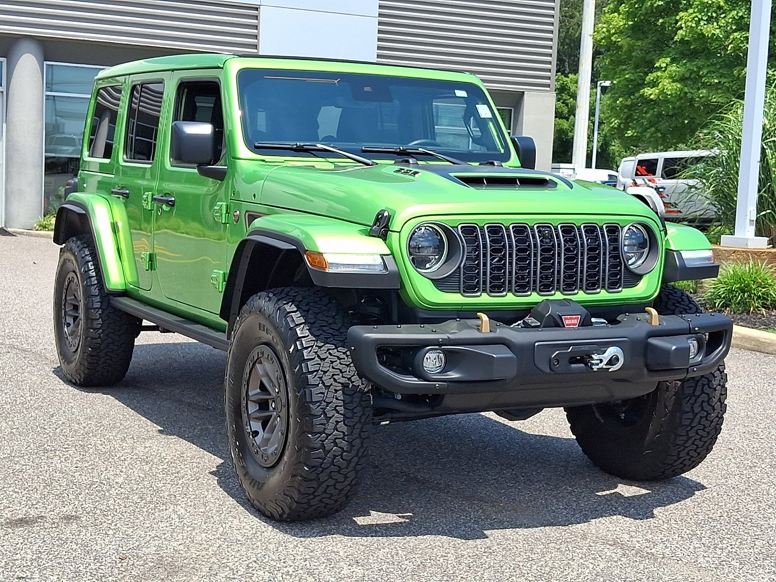 Used 2025 Jeep Wrangler Unlimited Rubicon 392 AWD/4WD image 2