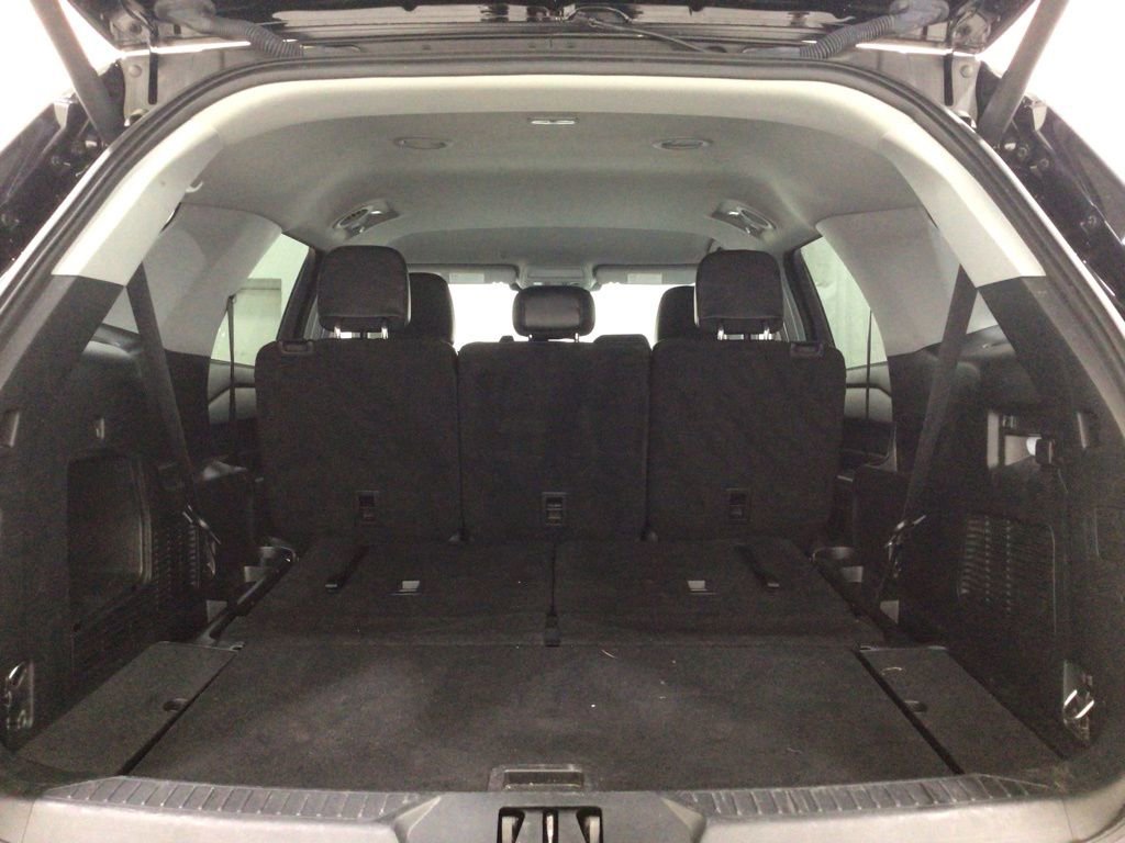 Used 2022 Ford Explorer XLT w/ Equipment Group 202A image 30