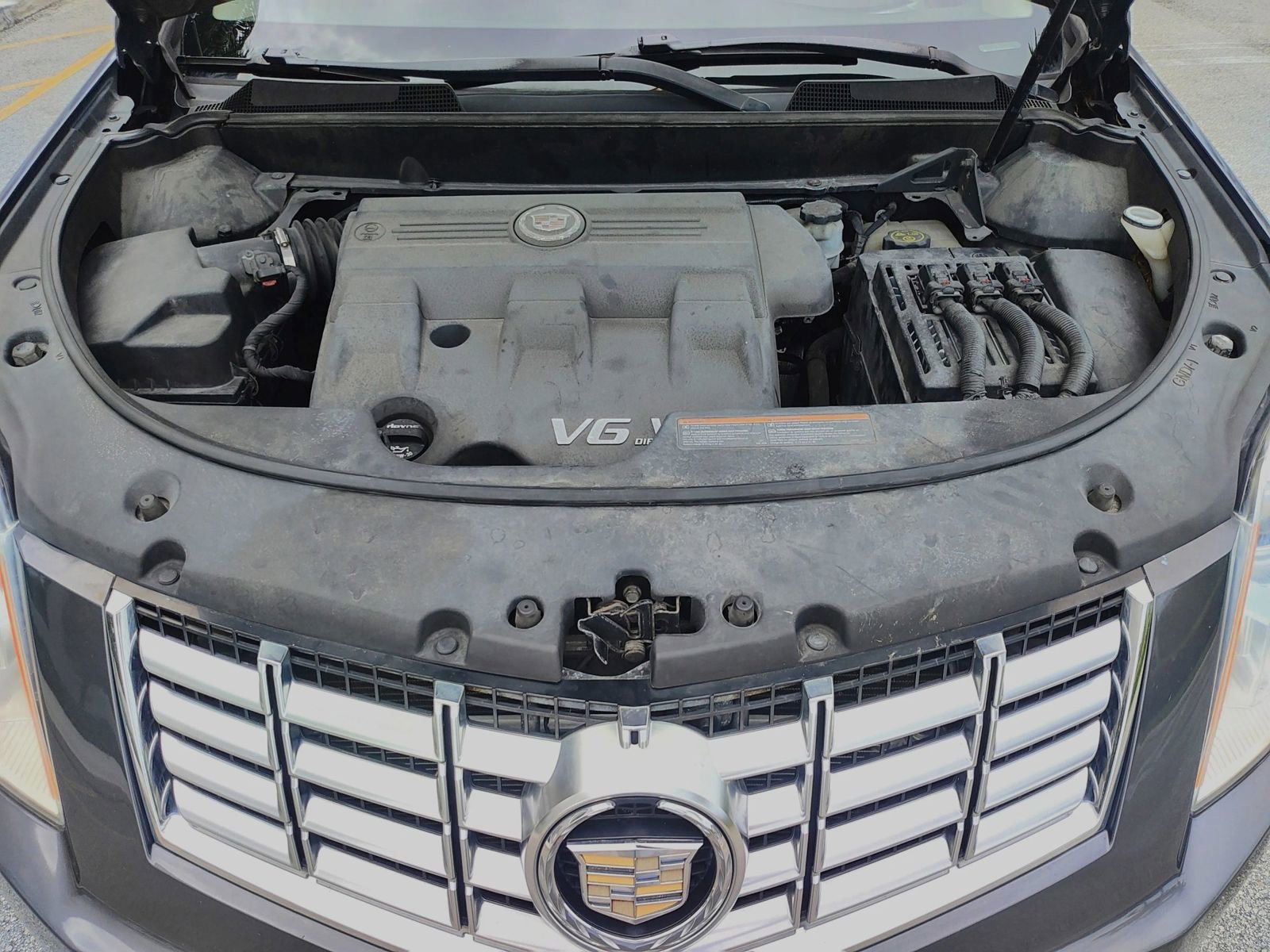 Used 2013 Cadillac SRX Luxury image 21