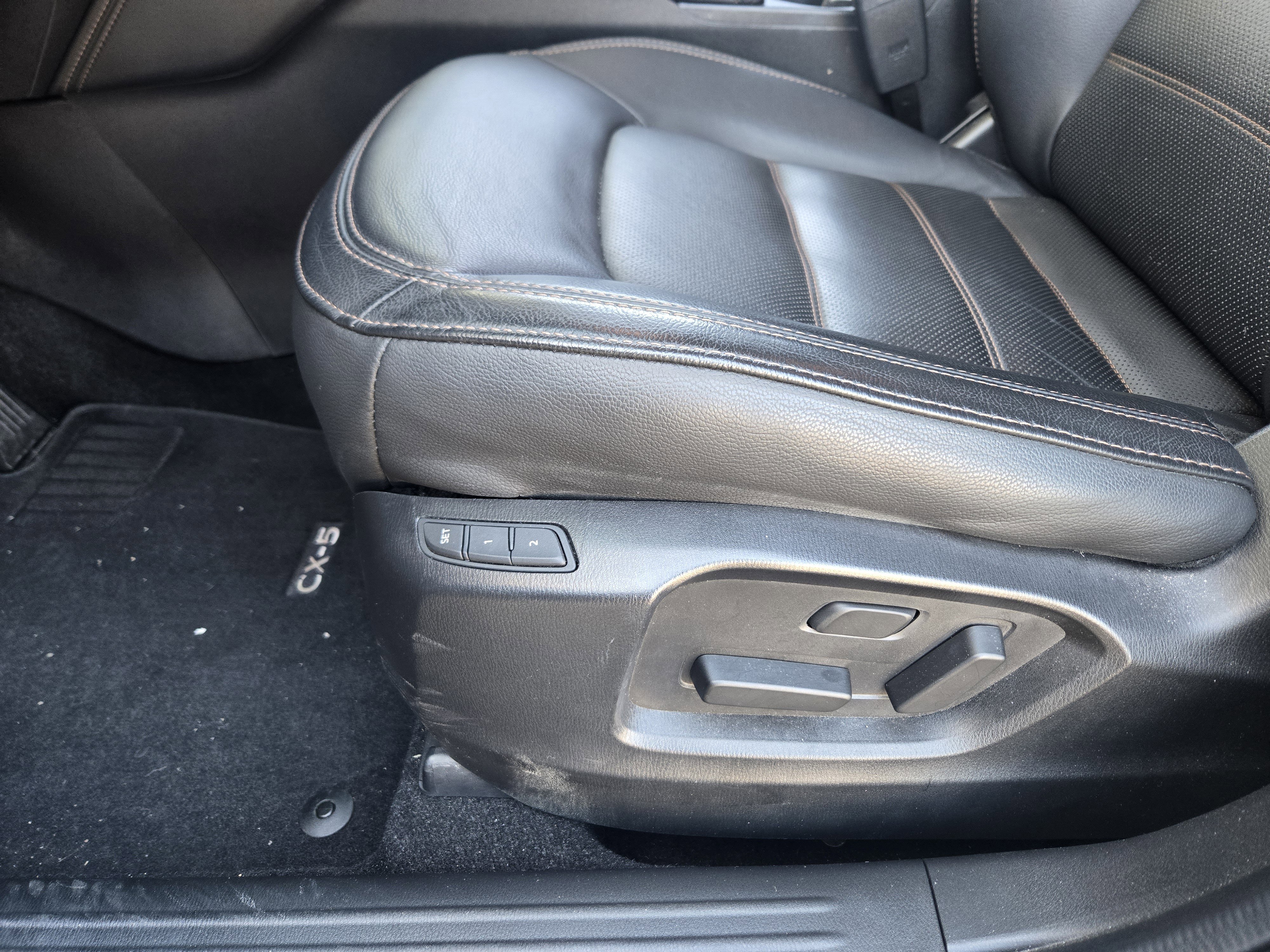 Used 2020 MAZDA CX-5 Grand Touring image 35
