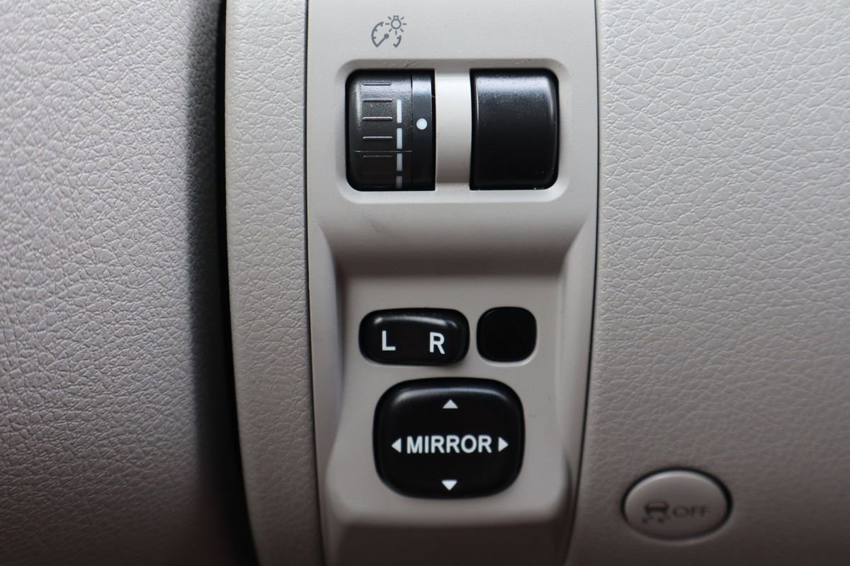 Used 2011 Subaru Forester 2.5X Limited w/ Utility Pkg image 29