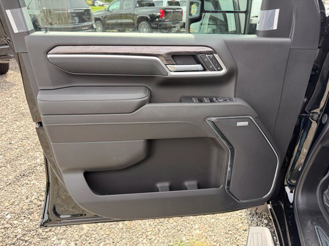 New 2026 Chevrolet Silverado 2500 LTZ w/ LTZ Convenience Package AWD/4WD image 26