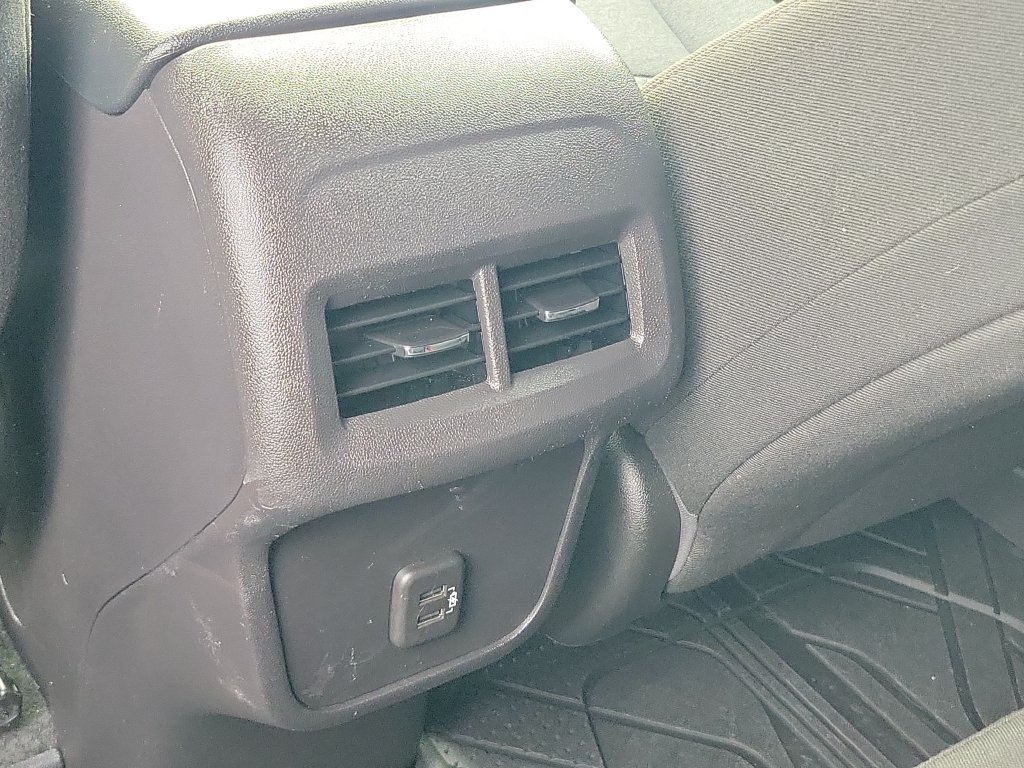 Used 2024 Chevrolet Equinox LT w/ LPO, Floor Liner Package AWD/4WD image 30