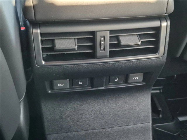 Used 2026 Lexus GX 550 AWD/4WD image 16