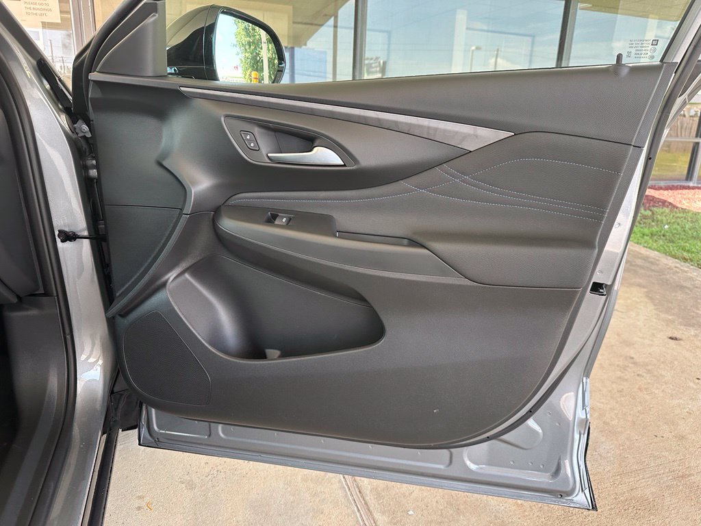 New 2026 Buick Envista Sport Touring w/ Convenience I Package FWD image 36