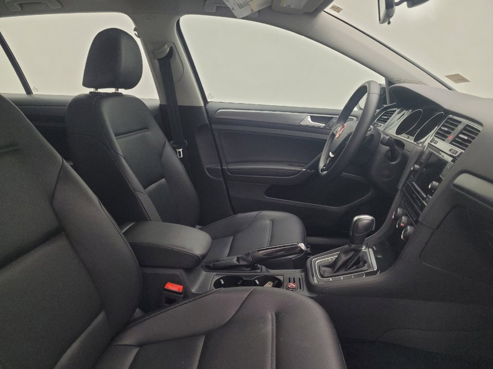 Used 2021 Volkswagen Golf 4-Door FWD image 21