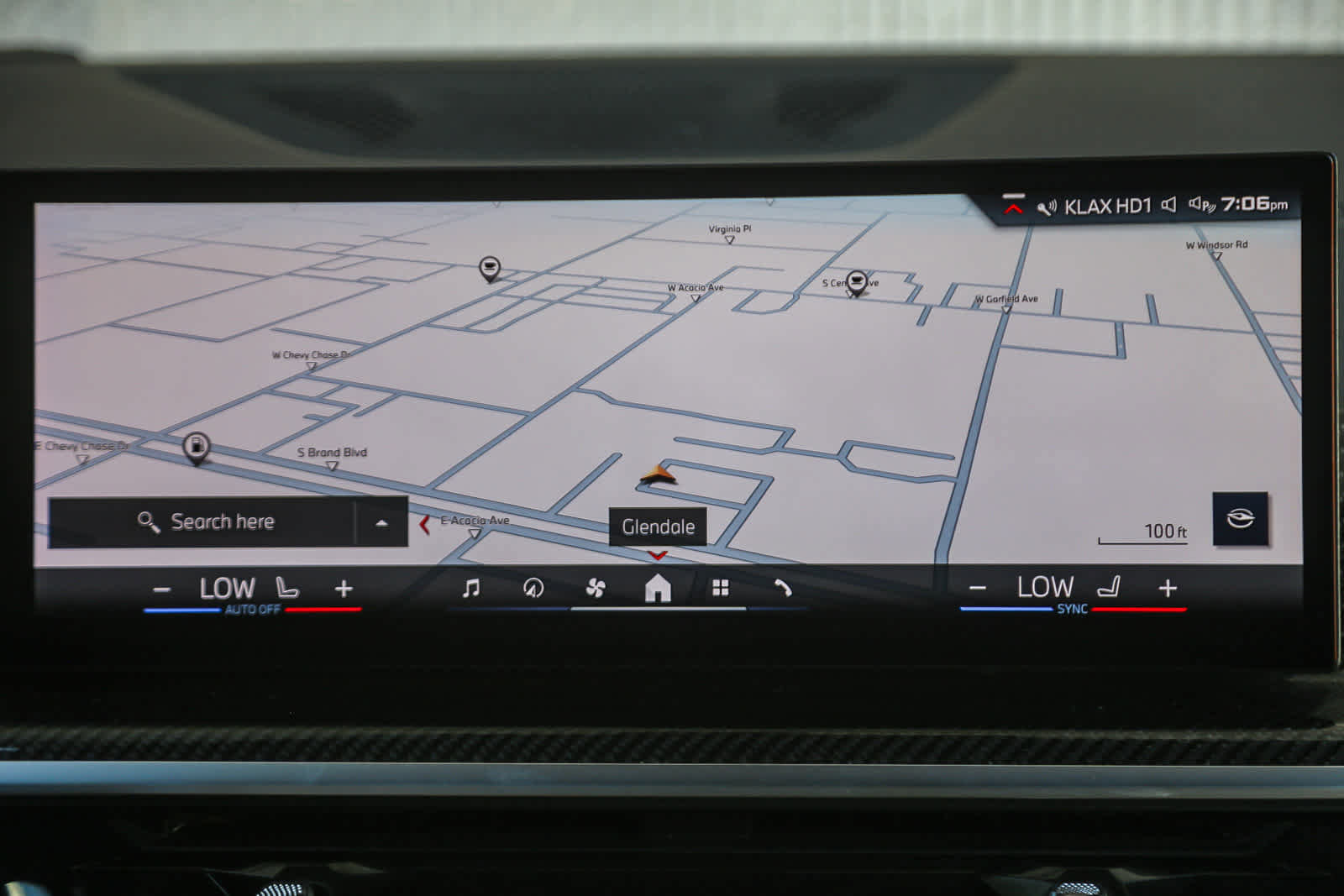 Used 2025 BMW X5 M60i w/ Parking Assistance Package image 11