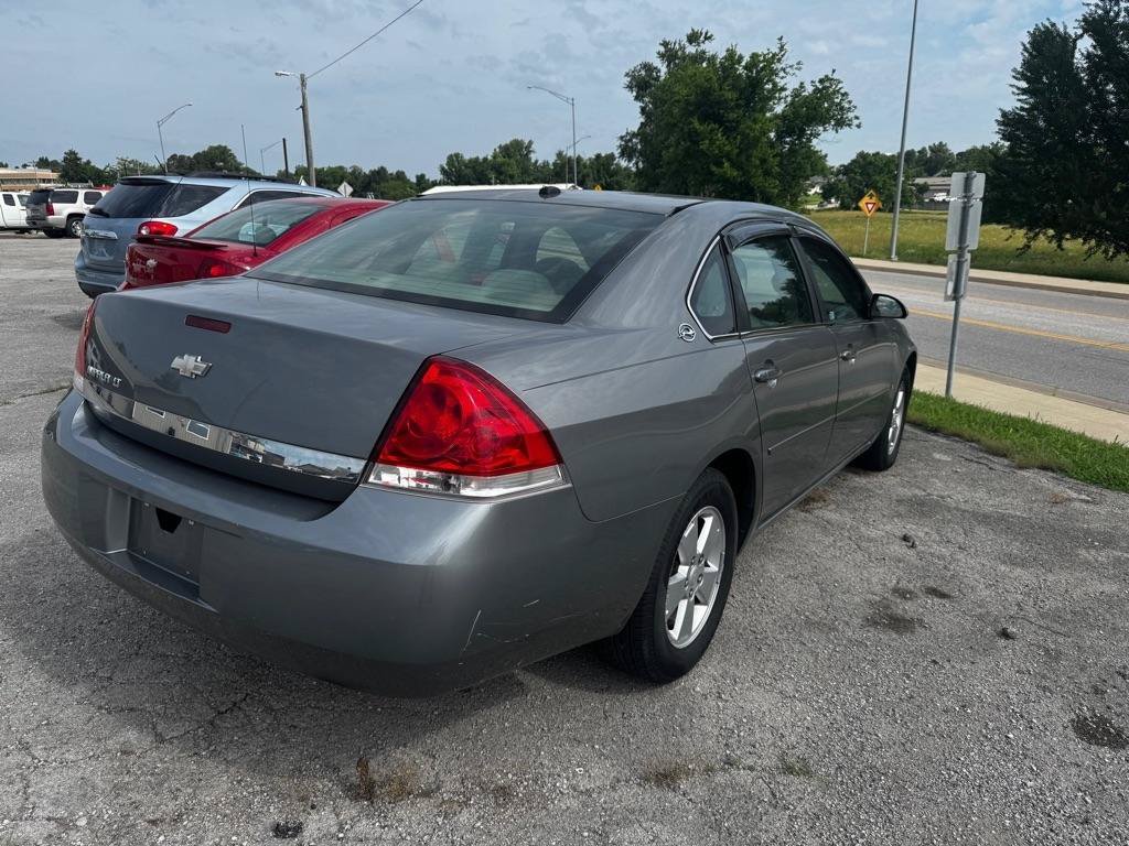 Used 2006 Chevrolet Impala LT FWD image 6