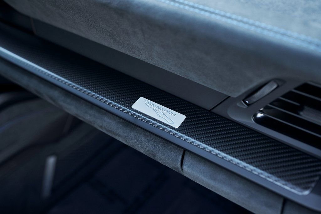 Used 2026 Porsche 911 GT3 w/ Weissach Package RWD image 44