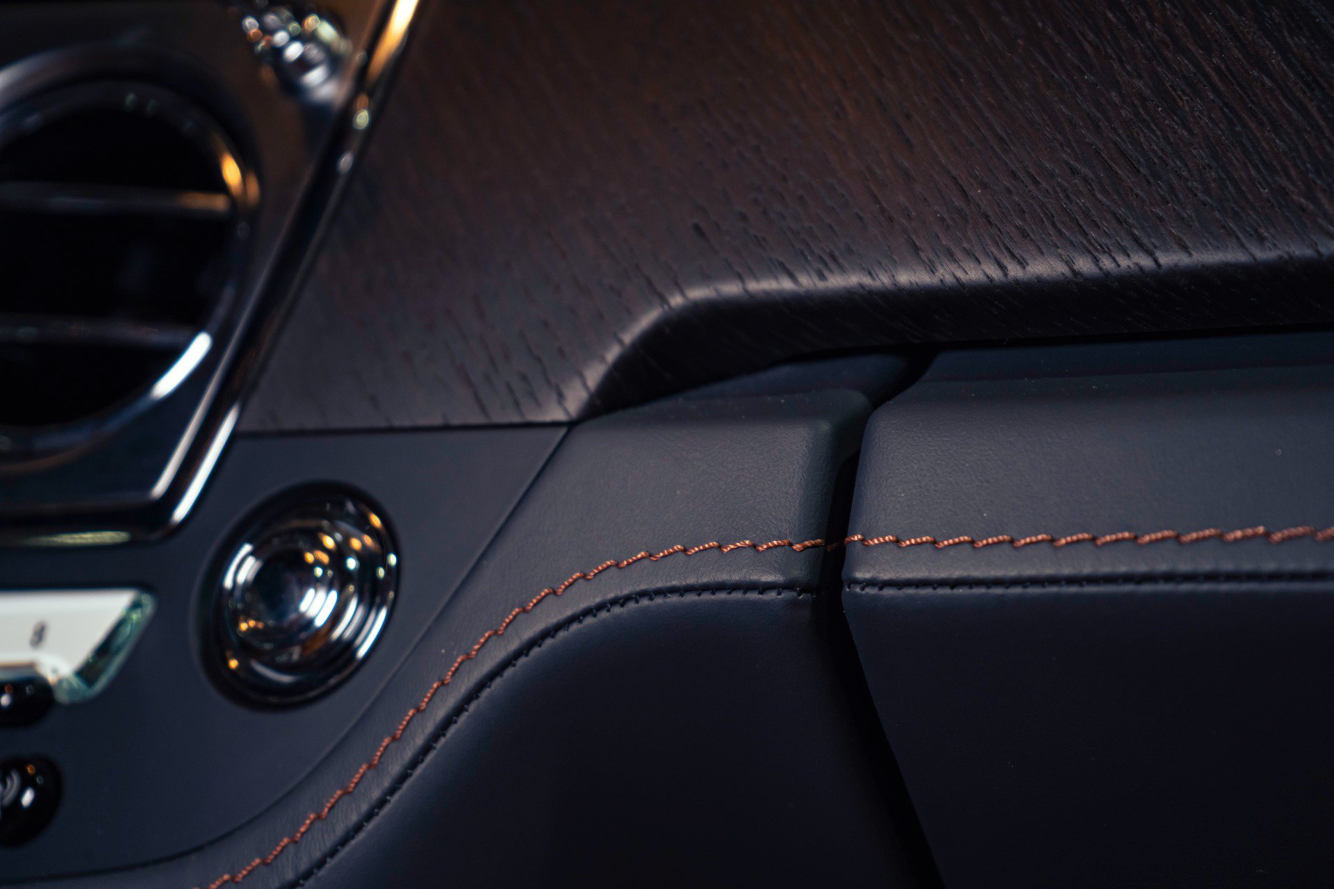 Used 2018 Rolls-Royce Wraith RWD image 41