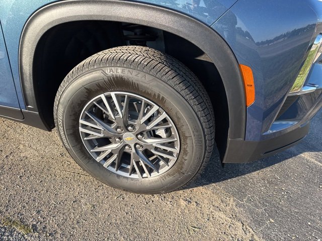 New 2026 Chevrolet Traverse LT w/ Driver Confidence Package image 7